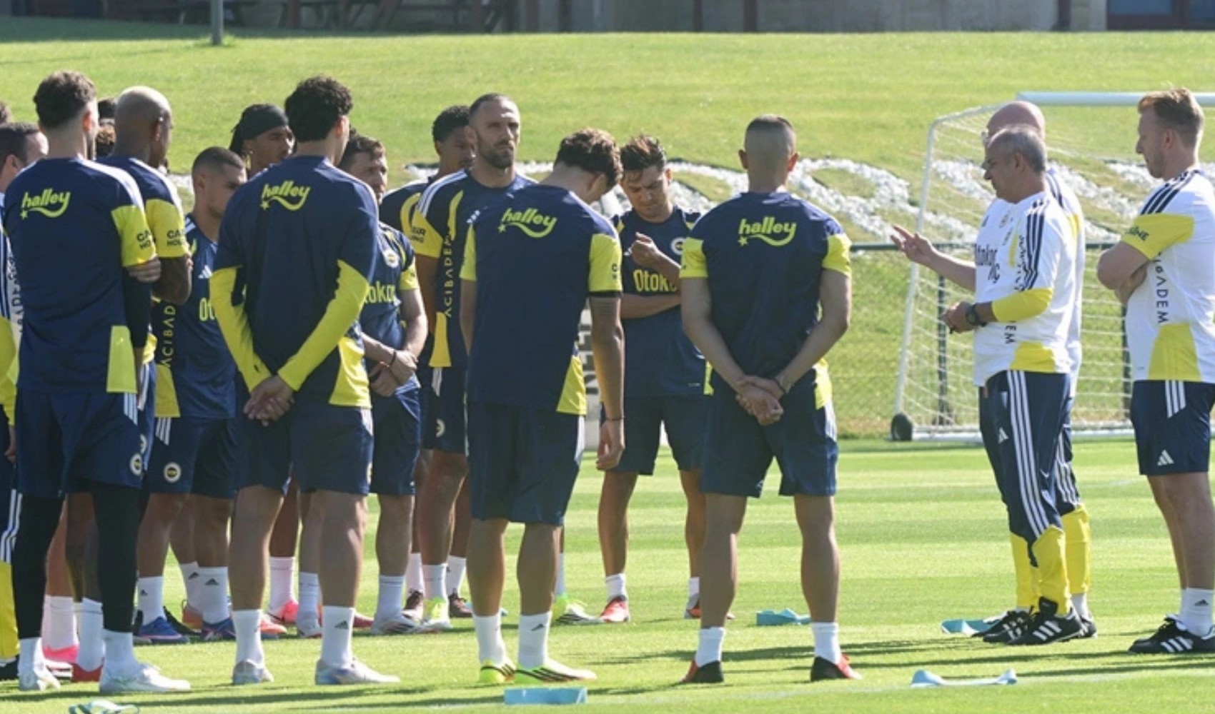 Gornik Zabrze Fenerbahçe maç kadrosu ilk 11'ler belli oldu mu? Gornik Zabrze FB maç kadrosu ilk 11!