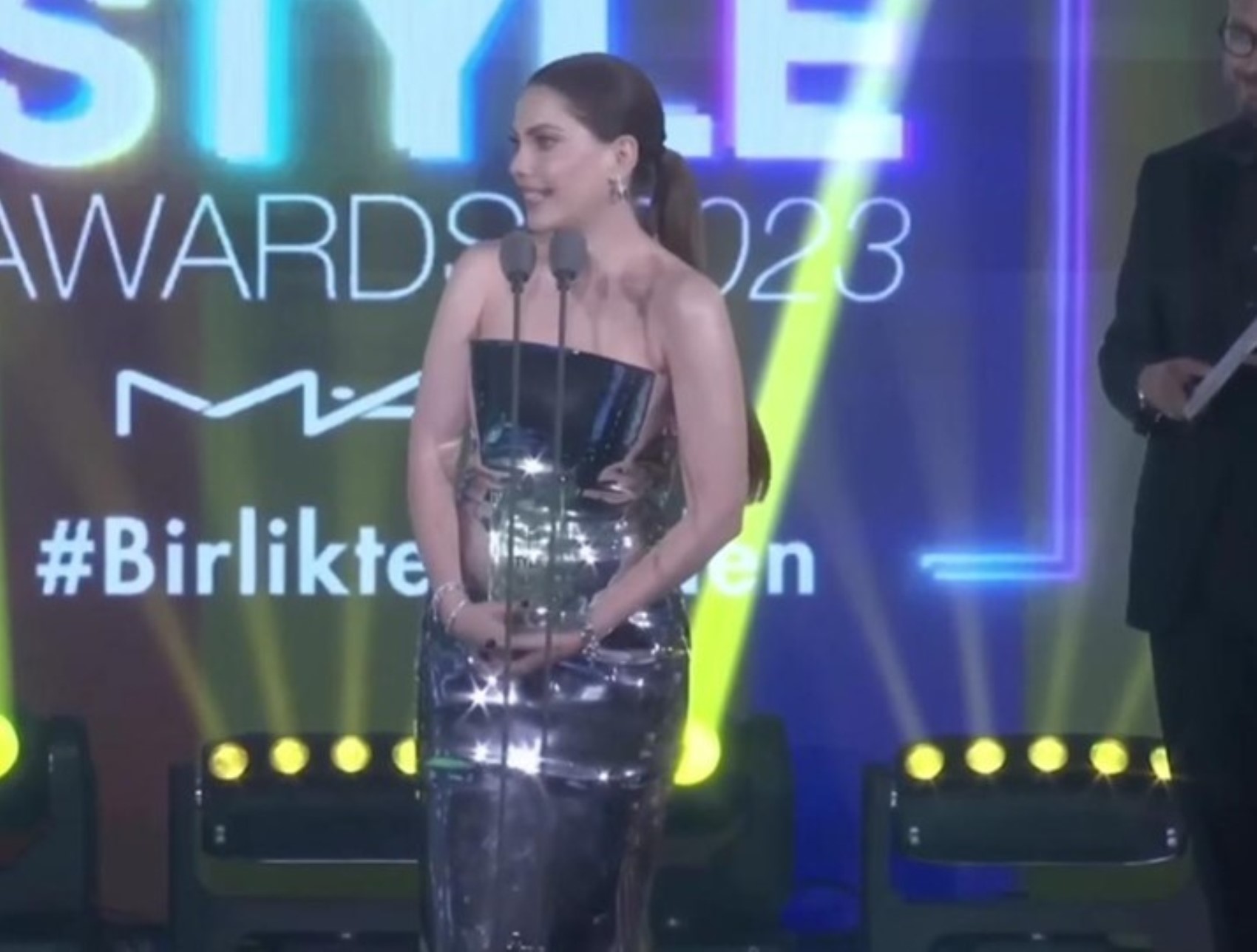 Berna Laçin: Takılma Haluk Levent, kıymetli vaktini harcama, icraata devam