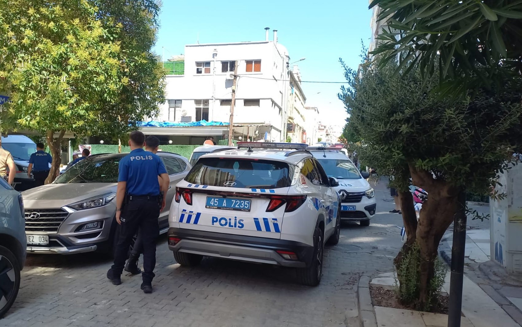 Manisa CHP İl Başkanlığı’nda kavga