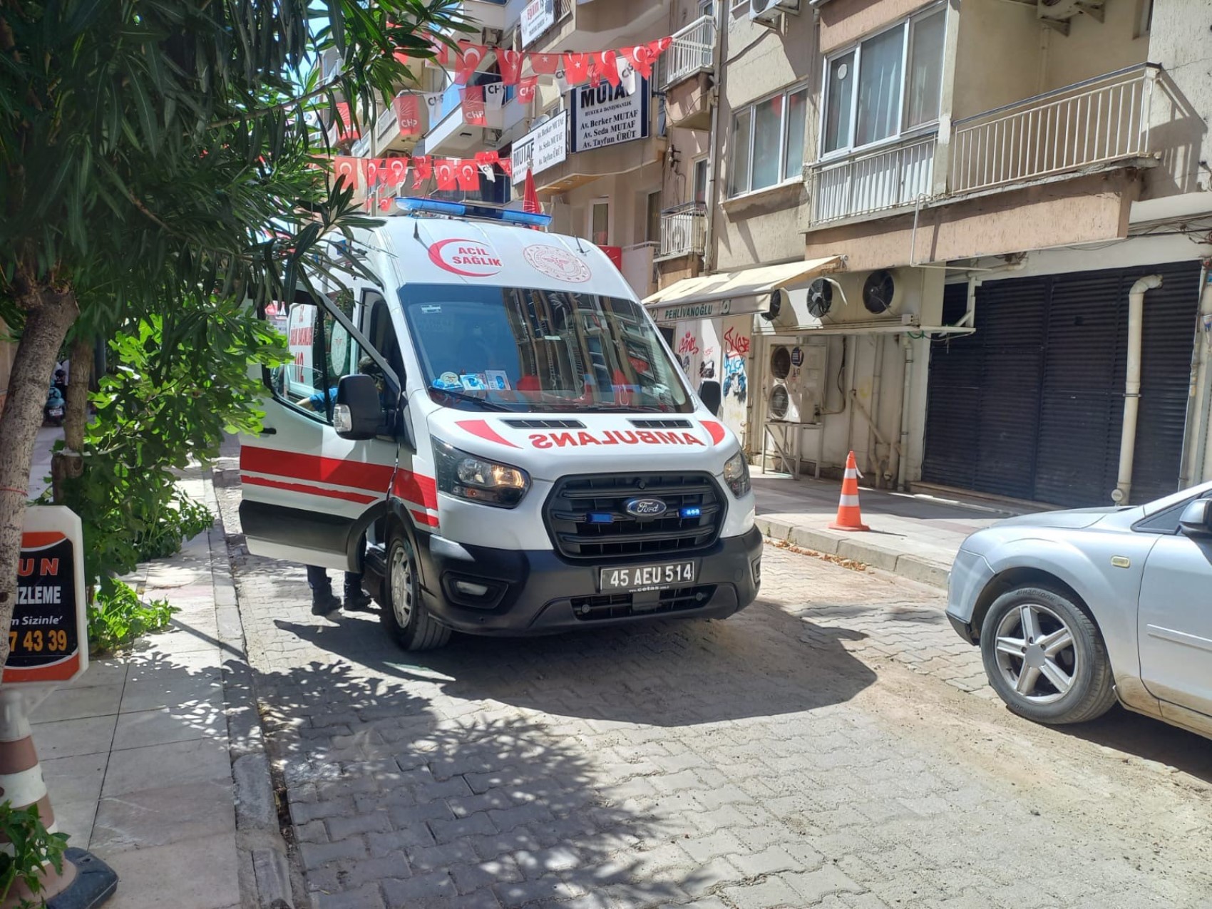 Manisa CHP İl Başkanlığı’nda kavga