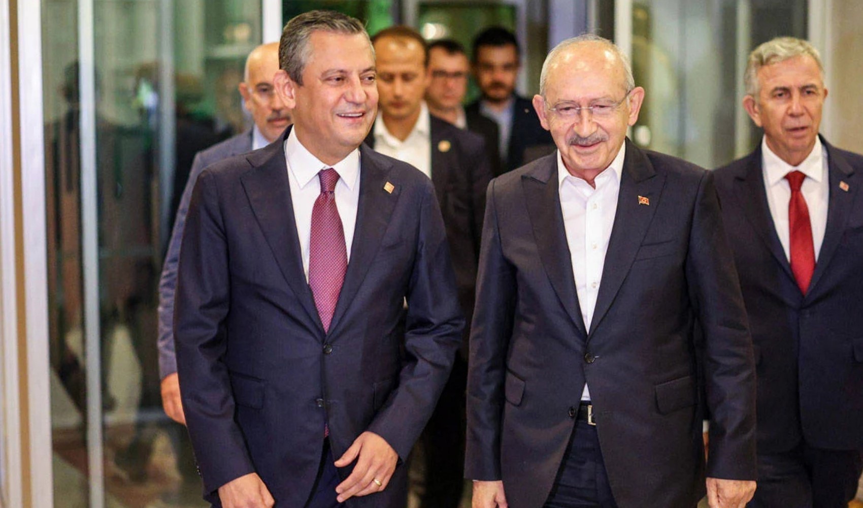 CHP'de dengeleri değiştiren anket