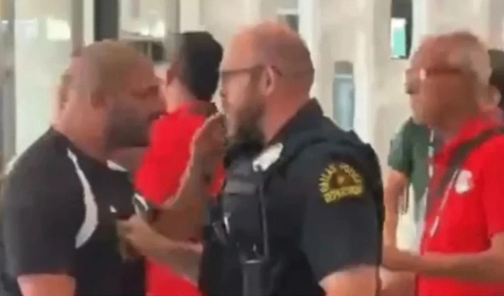 Mısır kafilesi ve ABD polisi arasında gerginlik