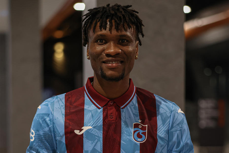 Trabzonspor formasıyla Chibuike Nwaiwu