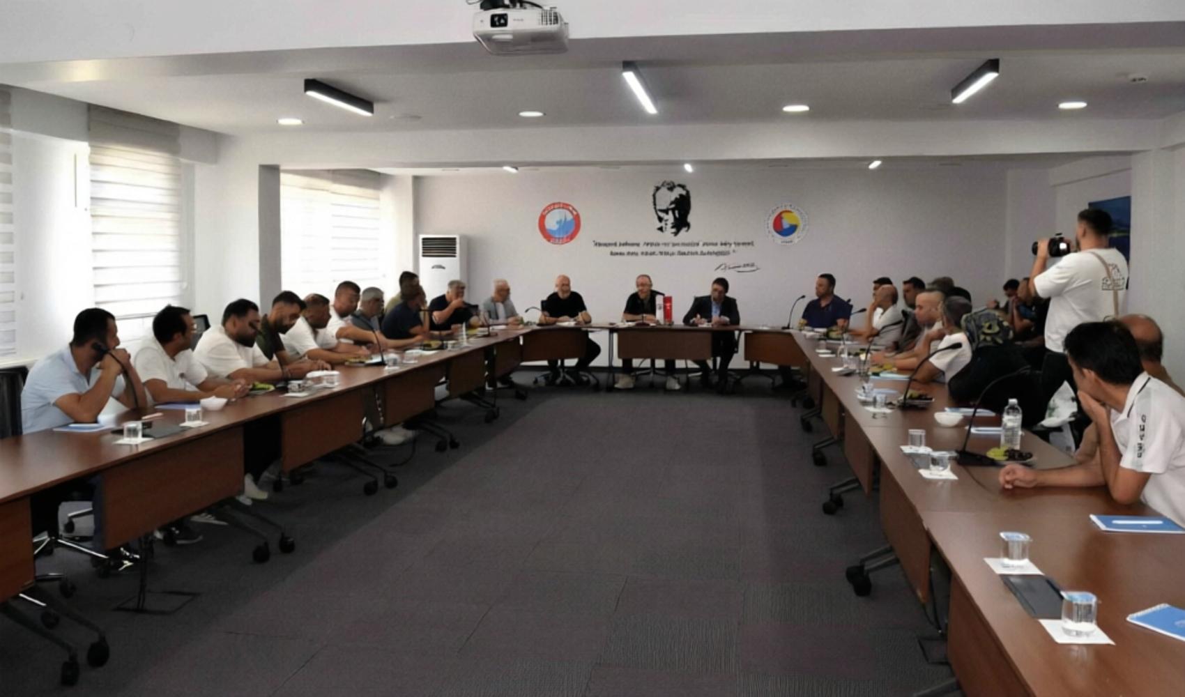 Aliağa’da fırıncılar ve unlu mamul üreticileri ruhsat kapsamlarında uzlaştı