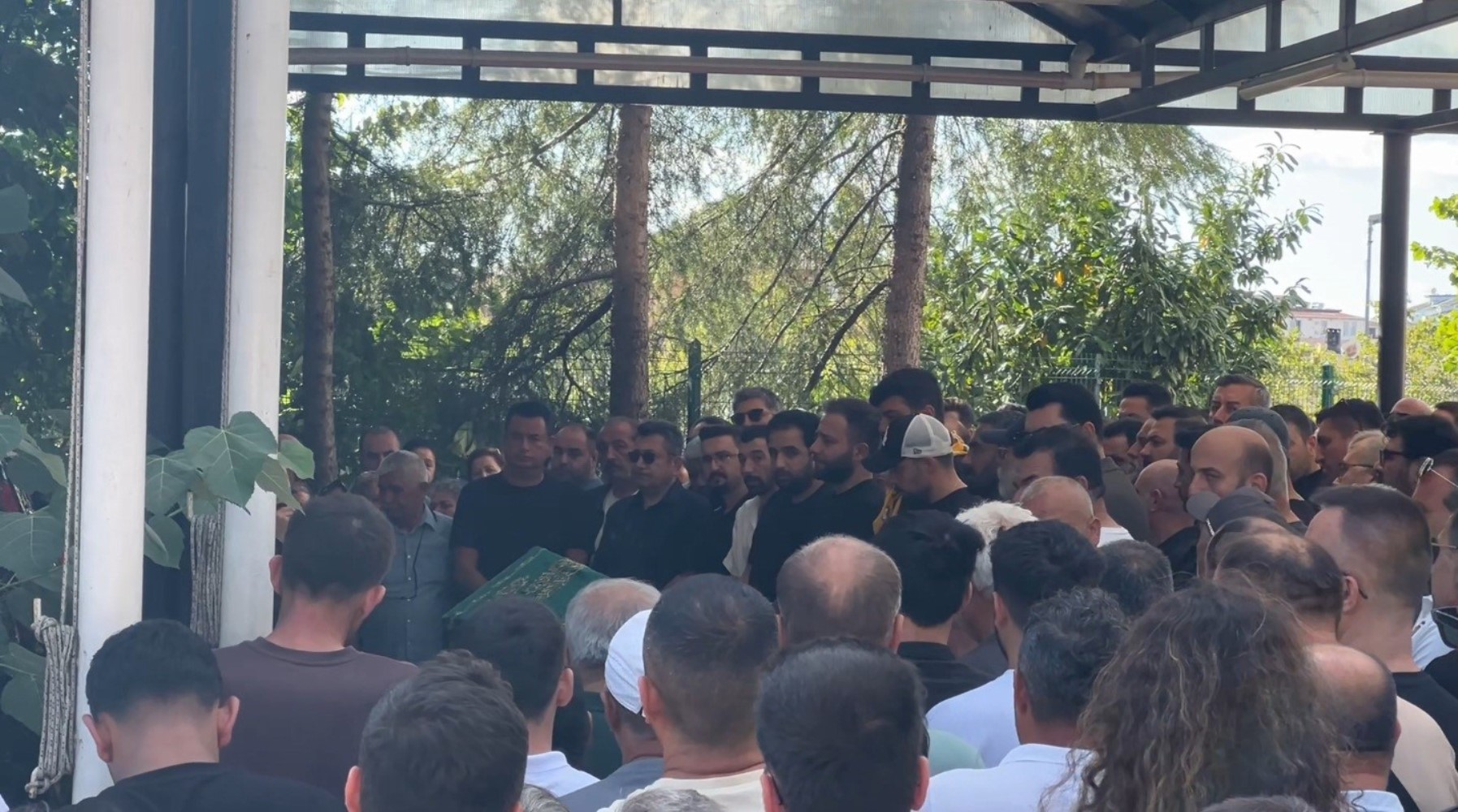Eren Kaşıkçı'nın cenazesi memleketi Tokat’ta son yolculuğuna uğurlandı