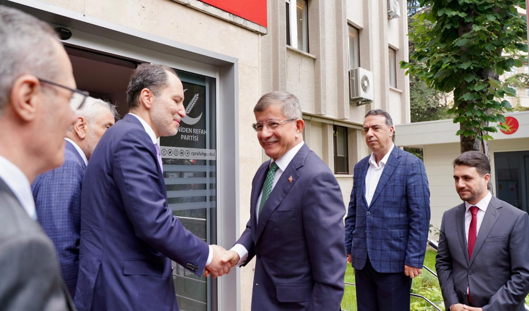Message du Yeniden Refah au Gelecek Partisi