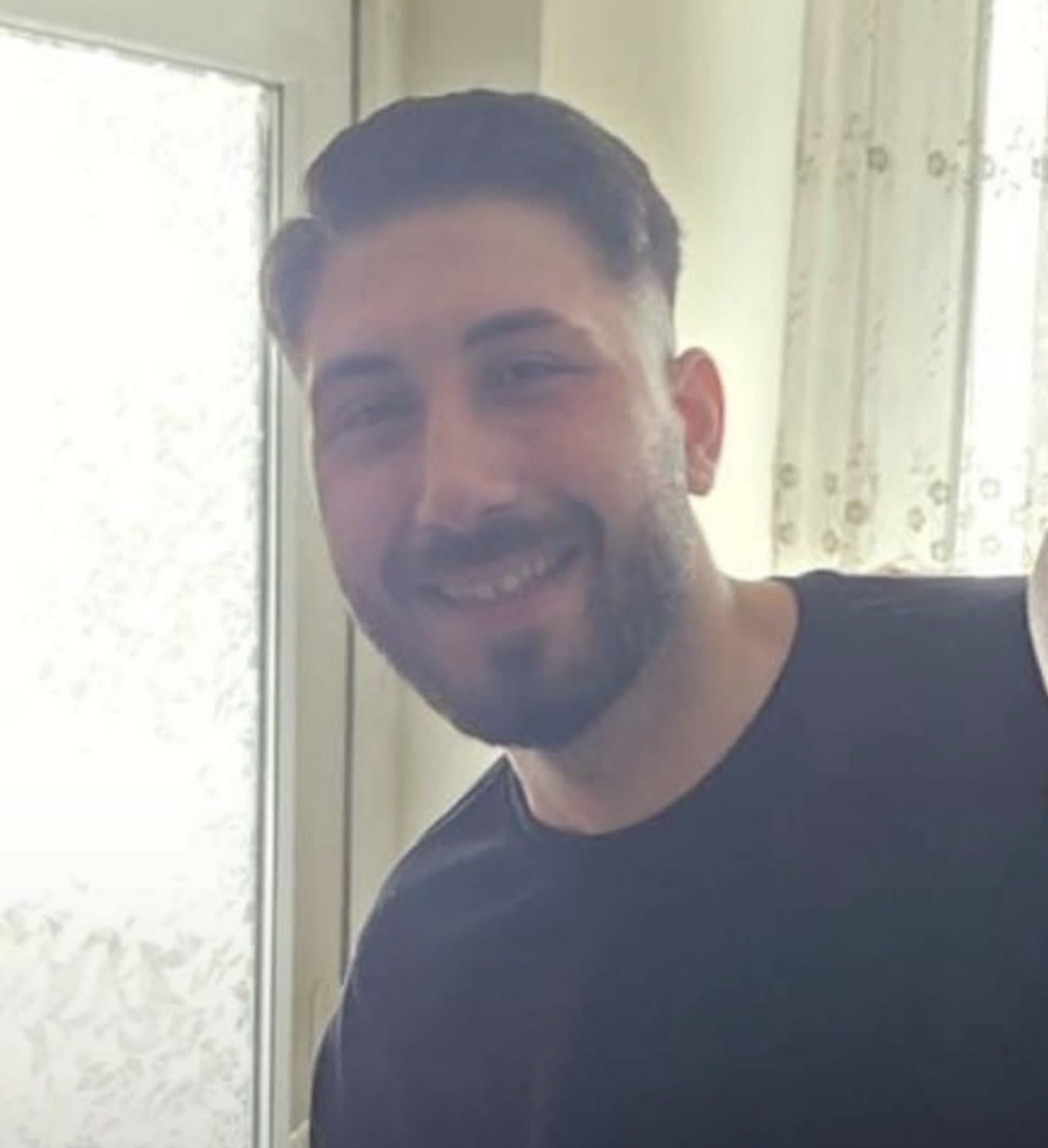 Motosiklet kazasında hayatını kaybeden Emirhan Or’un fotoğrafı.