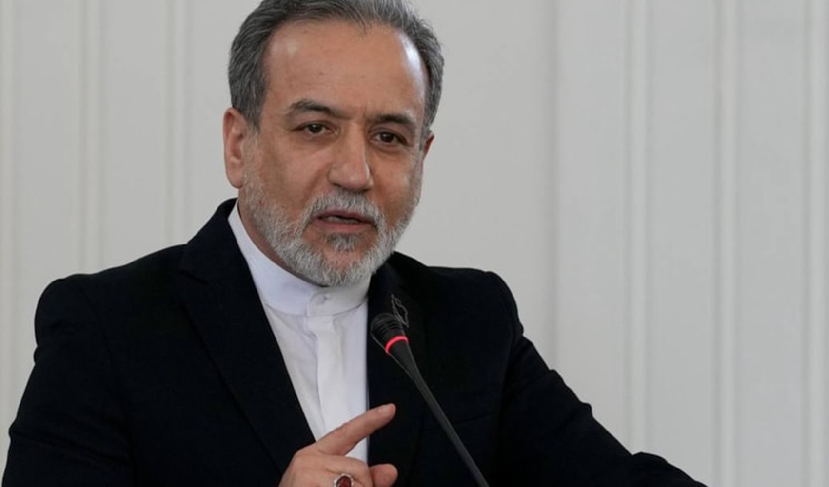 İran’dan anlaşma müzakerelerine yönelik uyarı: Tehditler devam ederse süreç başlamaz
