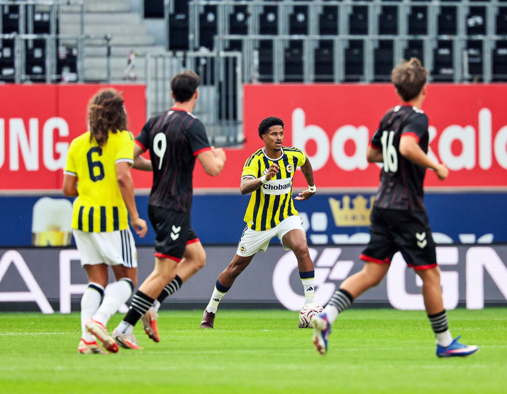 Fenerbahçe'den ilk hazırlık maçında farklı sonuç
