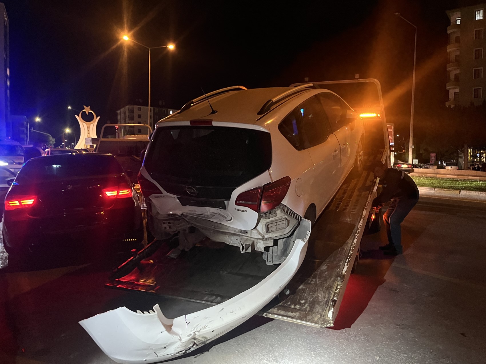 Çorum’da zincirleme kaza: 2’si polis 4 yaralı