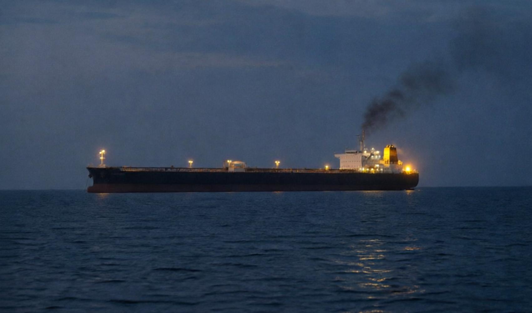 Hürmüz Boğazı yakınlarında iki petrol tankerine saldırı düzenlendi