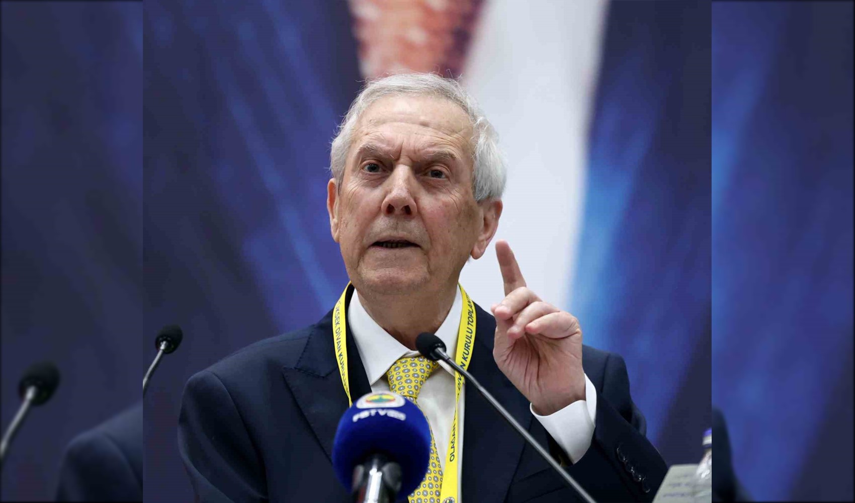Aziz Yıldırım, kızını hedef alan sosyal medya paylaşımlarına ateş püskürdü