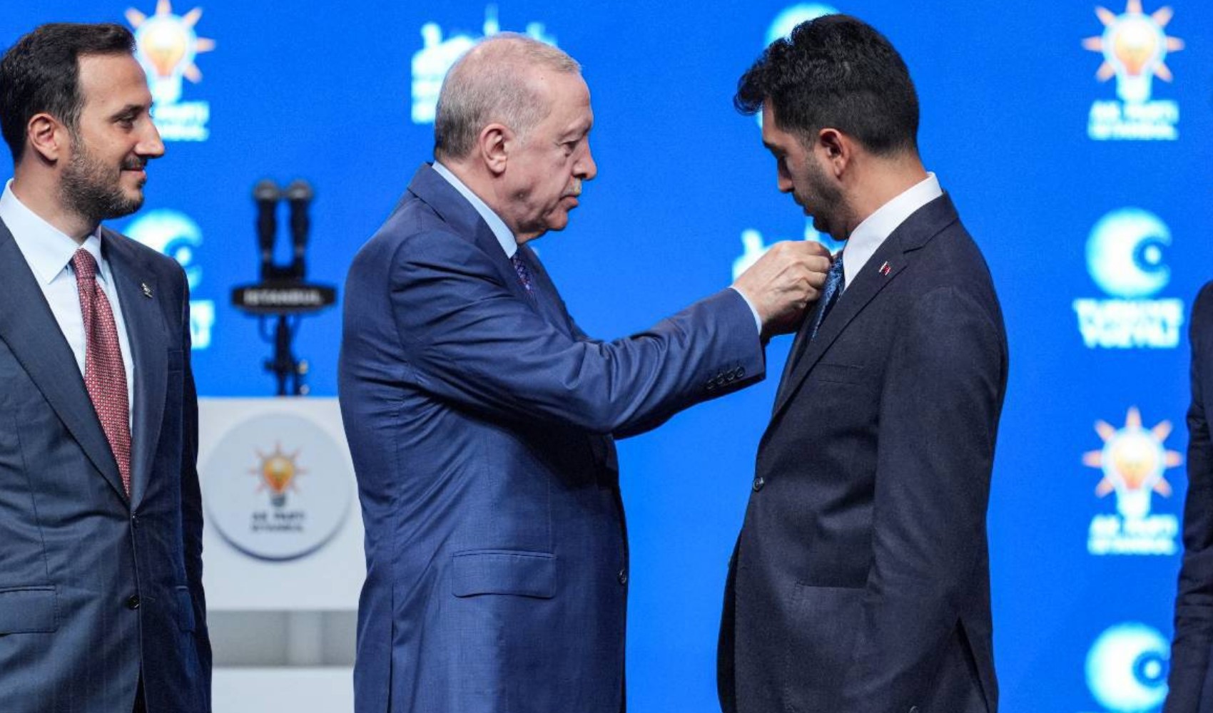 AKP'ye geçen Tuzla Belediye Başkanı konuştu