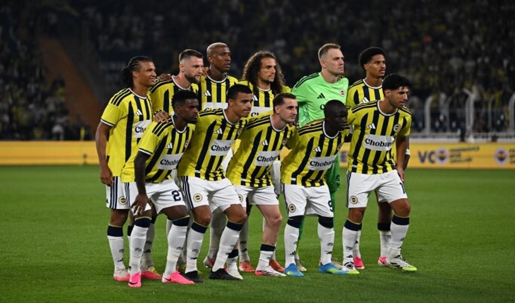 Fenerbahçe'de 2 isim Sturm Graz maçının kadrosundan çıkarıldı