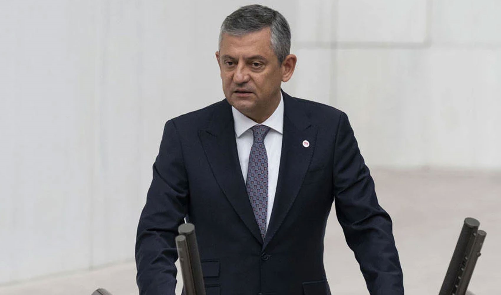 Özgür Özel çerçeve yasa kararını açıkladı!