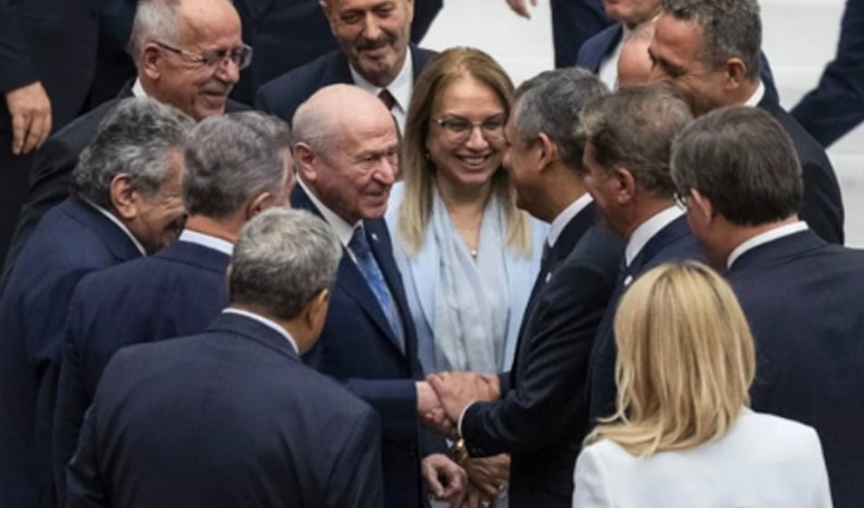 Bahçeli'den Özgür Özel'e 'bir gecede nasıl ulaştınız?' sorusu: Biz 57 yıldır uğraşıyoruz
