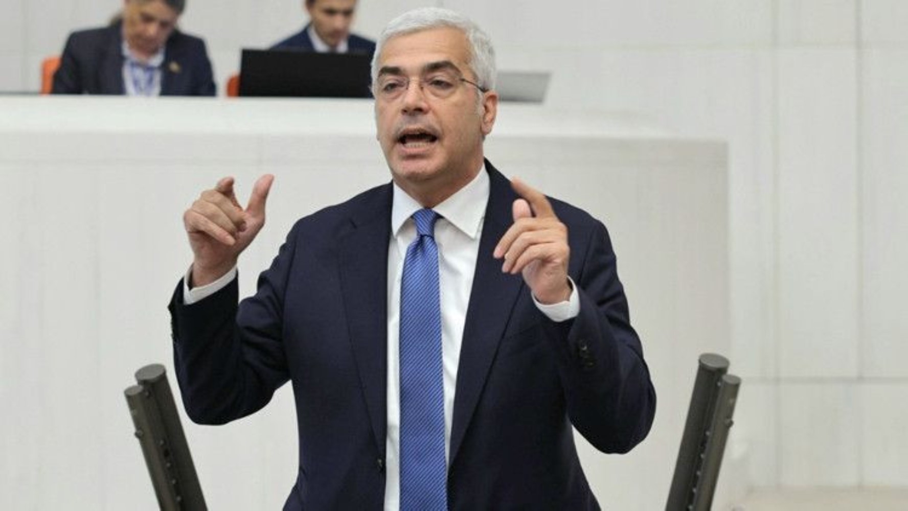 Özgür Özel'in partisinde büyük fire: YENİ Parti'de çerçeve yasaya 'hayır' diyen milletvekilleri belli oldu