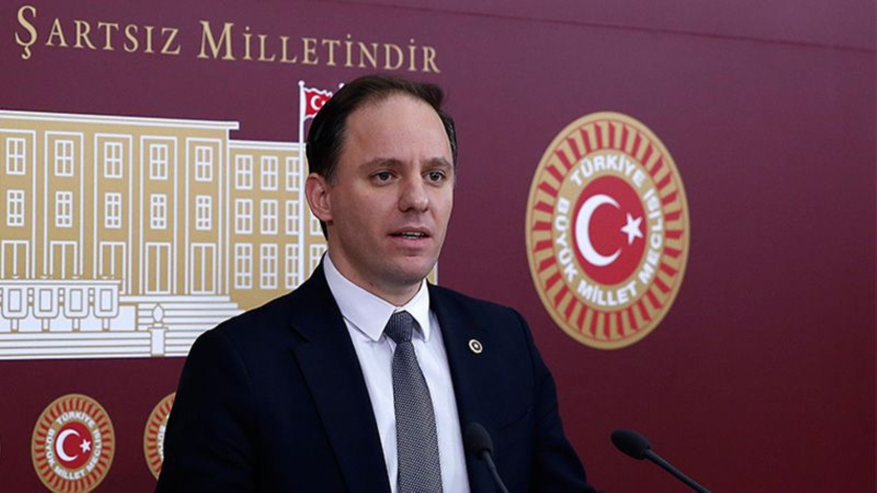 Özgür Özel'in partisinde büyük fire: YENİ Parti'de çerçeve yasaya 'hayır' diyen milletvekilleri belli oldu