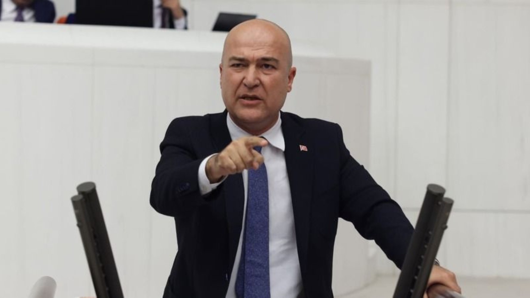 Özgür Özel'in partisinde büyük fire: YENİ Parti'de çerçeve yasaya 'hayır' diyen milletvekilleri belli oldu