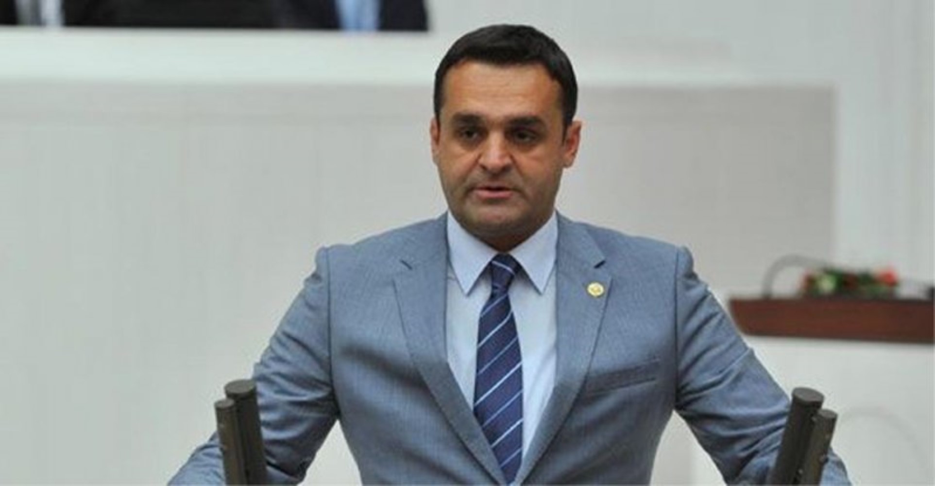 Özgür Özel'in partisinde büyük fire: YENİ Parti'de çerçeve yasaya 'hayır' diyen milletvekilleri belli oldu