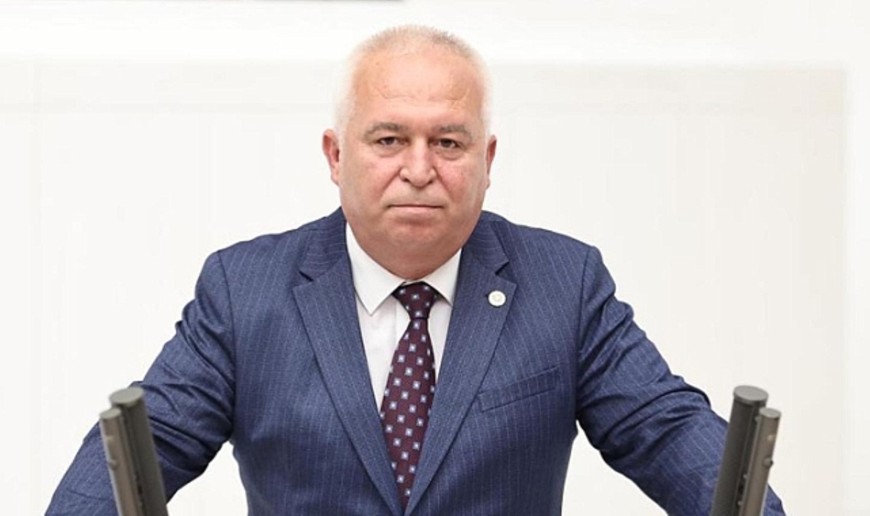 Özgür Özel'in partisinde büyük fire: YENİ Parti'de çerçeve yasaya 'hayır' diyen milletvekilleri belli oldu