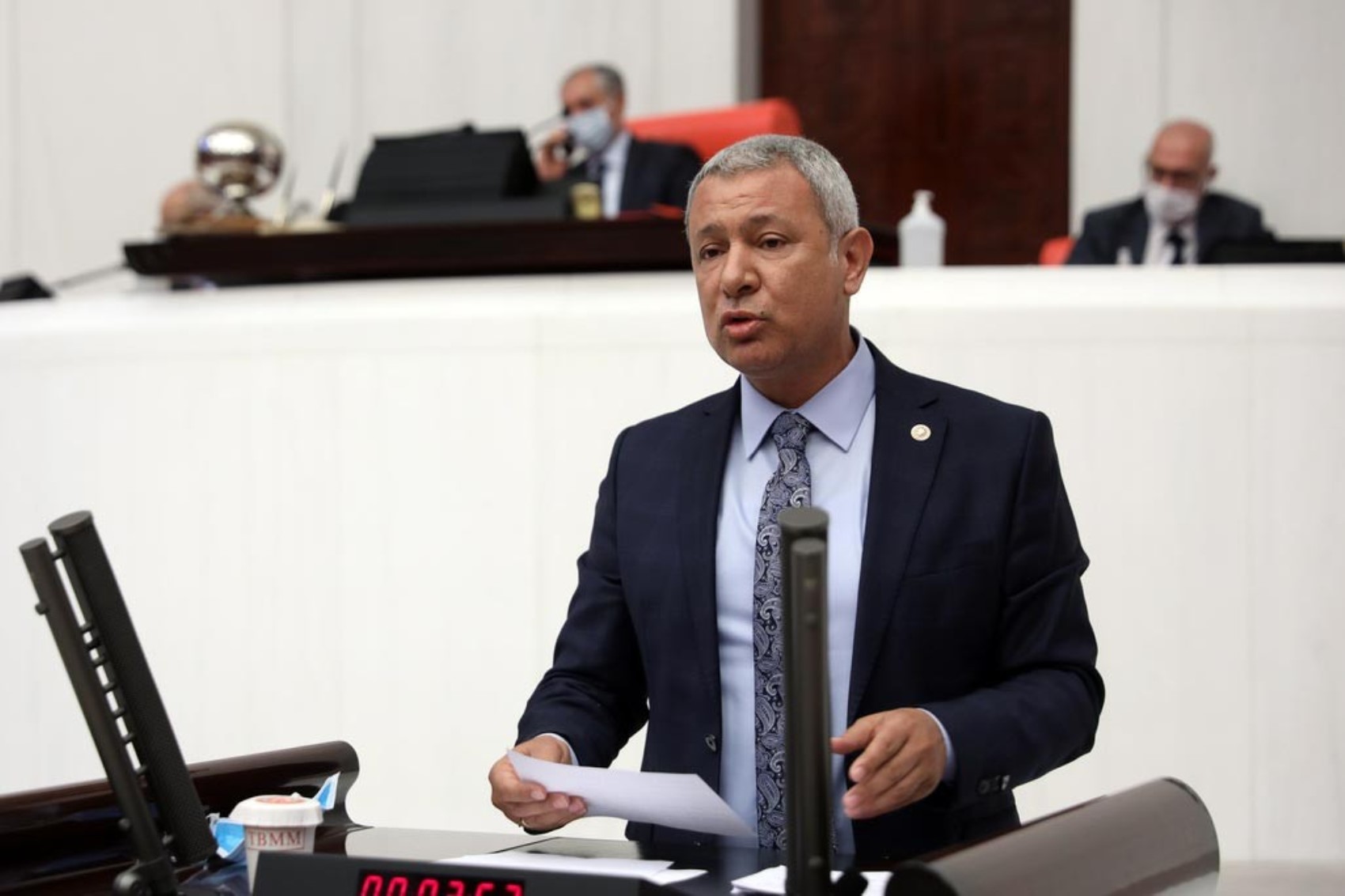 Özgür Özel'in partisinde büyük fire: YENİ Parti'de çerçeve yasaya 'hayır' diyen milletvekilleri belli oldu