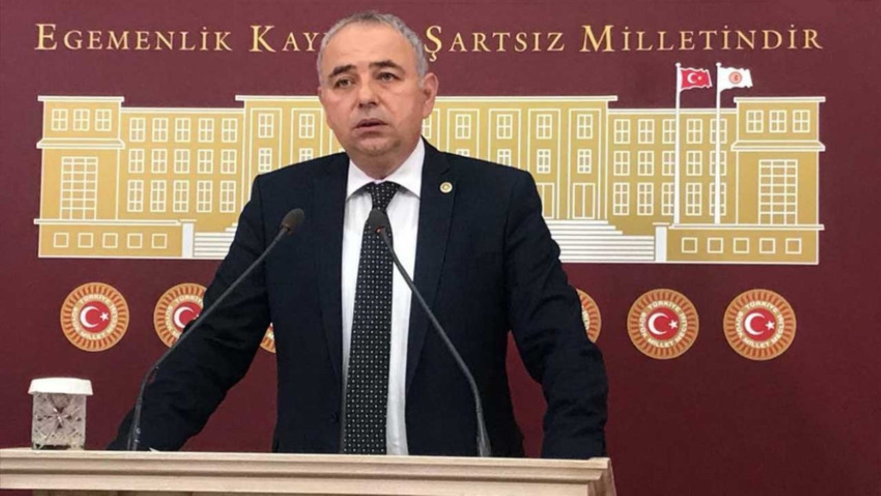 Özgür Özel'in partisinde büyük fire: YENİ Parti'de çerçeve yasaya 'hayır' diyen milletvekilleri belli oldu