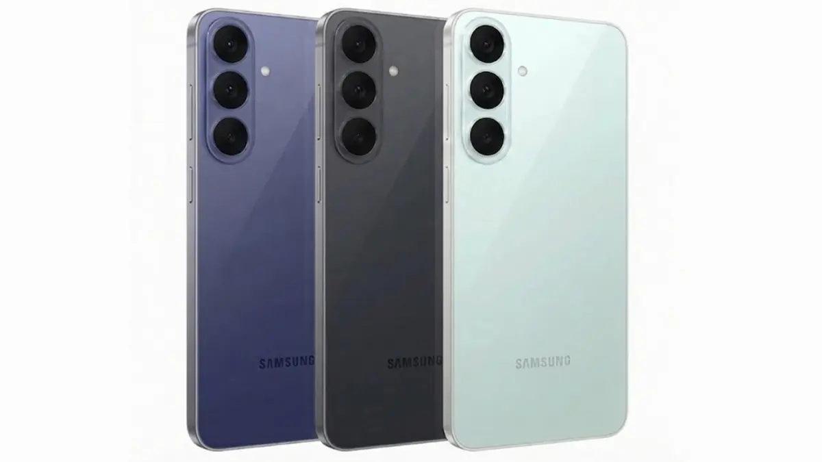 Grafit, koyu mavi ve açık mavi renk seçenekleriyle üç Samsung telefonun arka yüzlerini gösteren görsel.