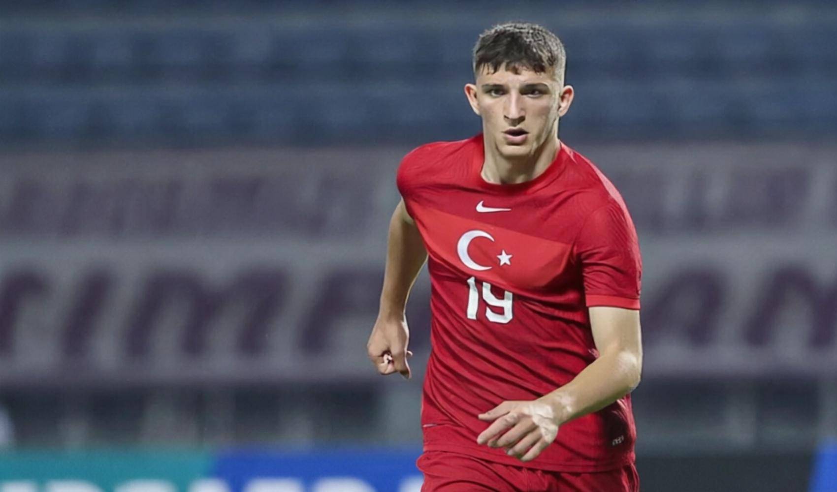 El Galatasaray entra en fase de negociación por el fichaje de Ahmetcan Kaplan
