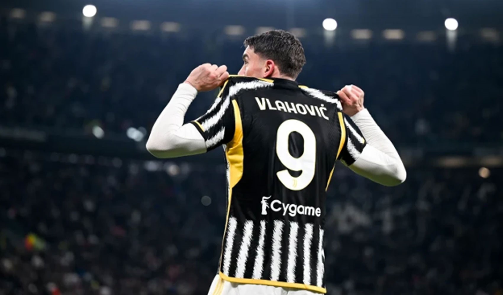 Dusan Vlahovic en el Beşiktaş: Se conoce la hora de su llegada a Estambul