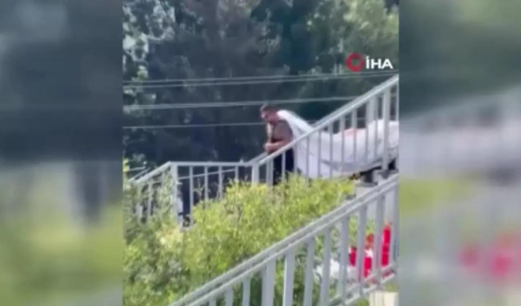Erdoğan pankartını söken kişi tutuklandı