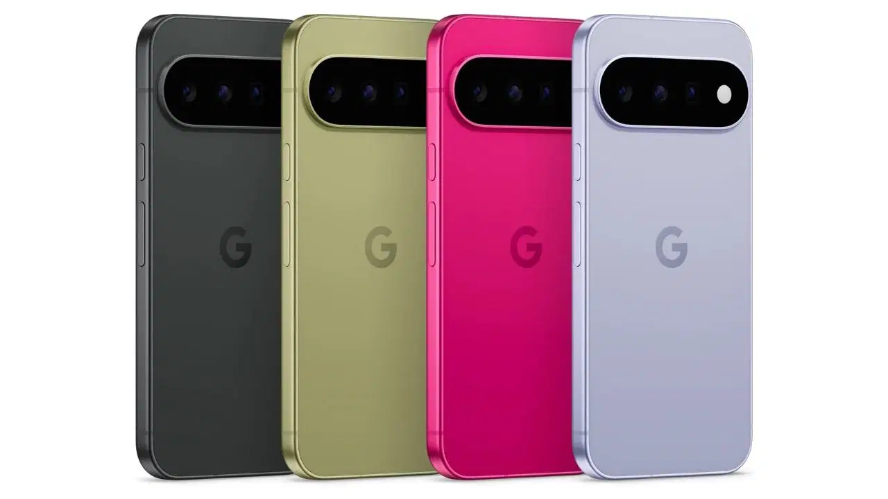 Farklı renklerde dört Google Pixel telefonun arka yüzleri yan yana gösteriliyor.