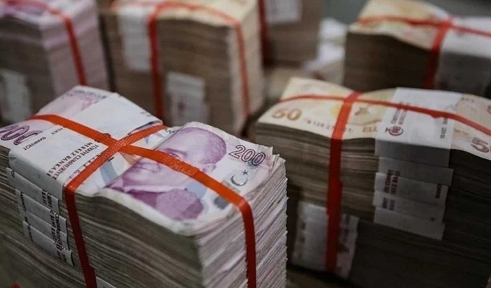 Türkiye'nin 2025 gelir vergisi rekortmenleri belli oldu: İlk üç sıra değişmedi
