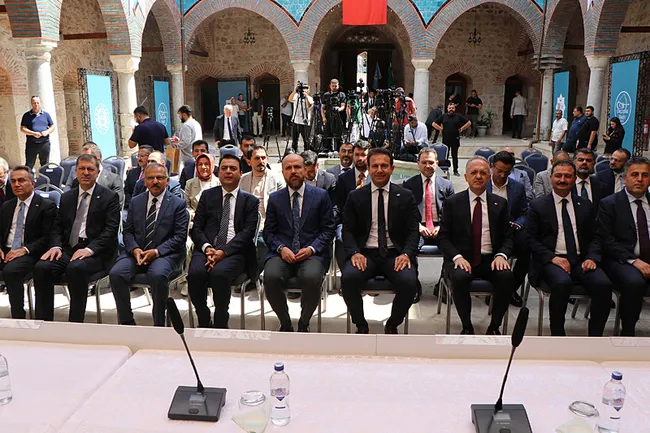 Tokat Gök Medrese’de düzenlenen Malazgirt Zaferi anma etkinlikleri tanıtım toplantısından bir kare.