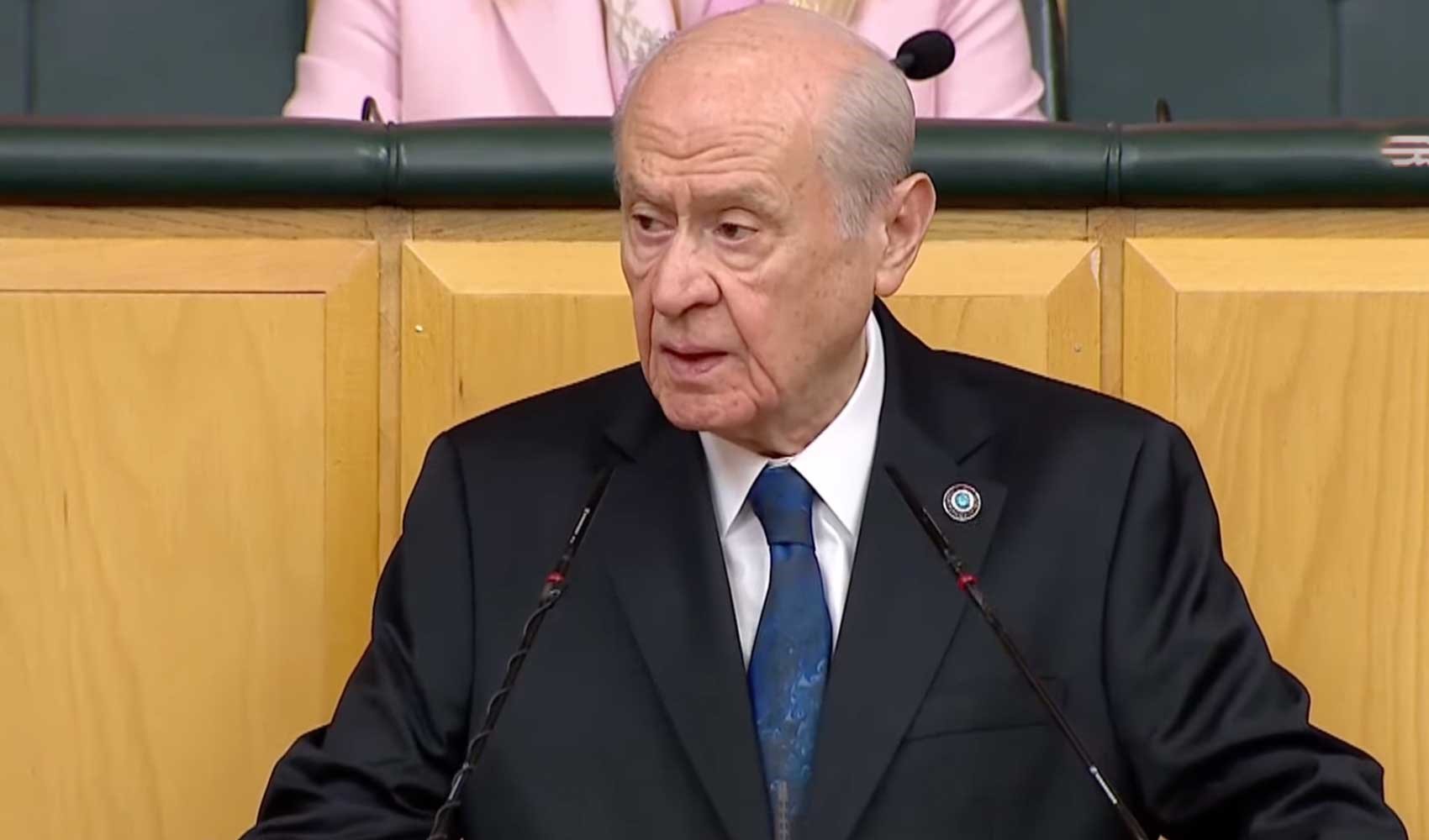 El paso del MHP hacia una 'canción de hermandad' tras la aprobación de la 'Ley Marco': Sin separaciones, sin distinciones, sin otras intenciones