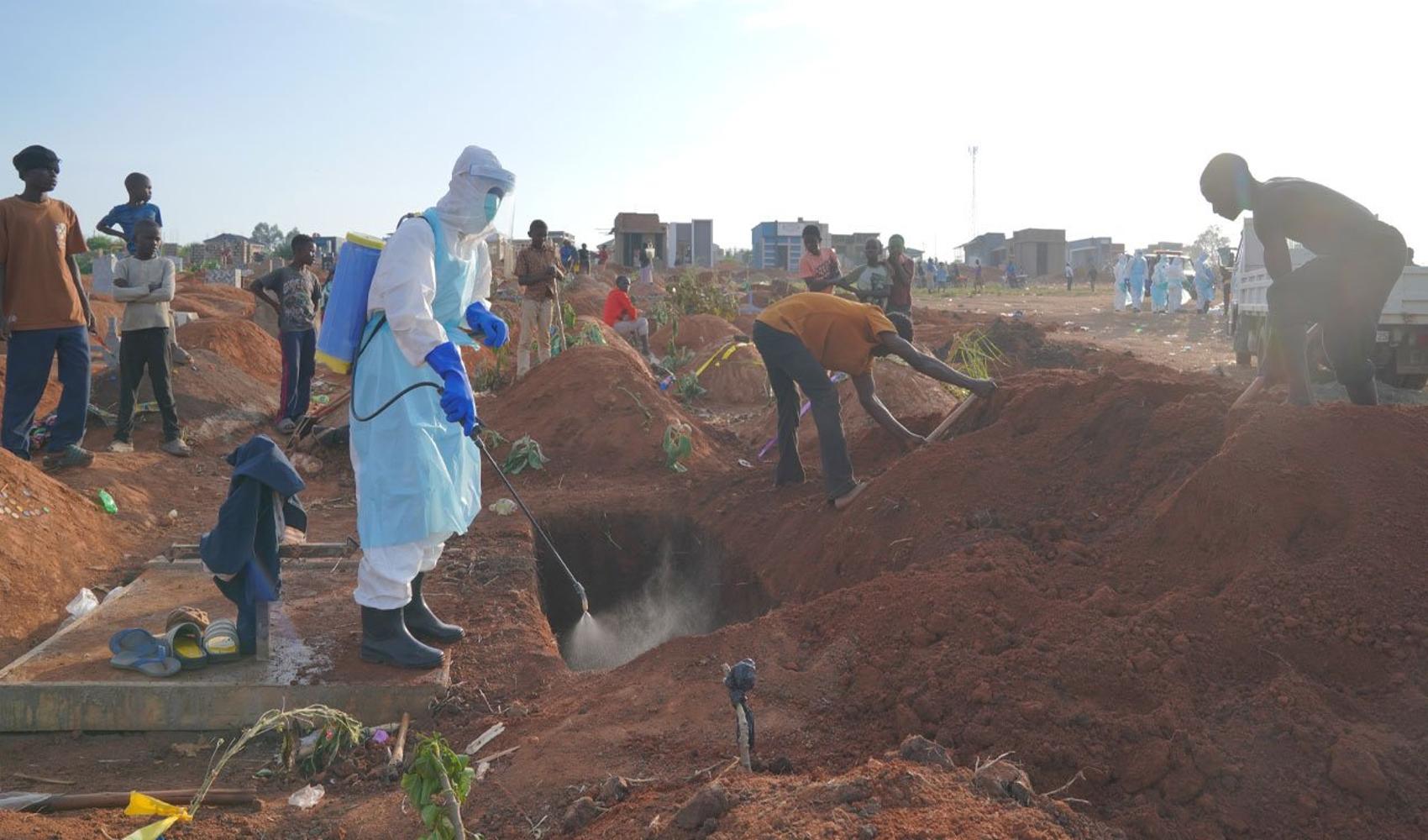 El brote de ébola en la República Democrática del Congo se extiende a 6 provincias: el número de muertos asciende a 2.184