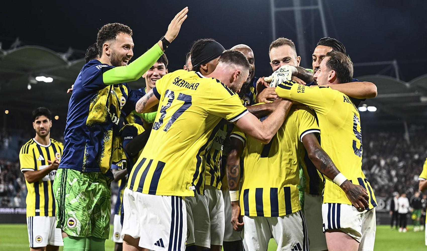 Fenerbahçe’nin Lyon maçları için UEFA’ya bildirdiği kadro açıklandı