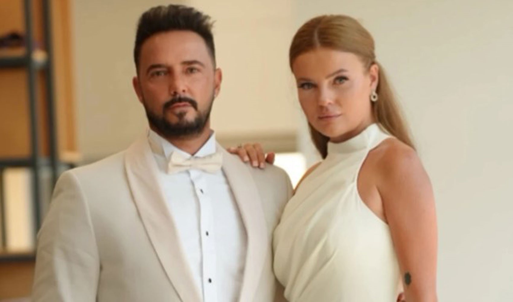 Şarkıcı Gökhan Özen ve Naz Canbaz evlendi