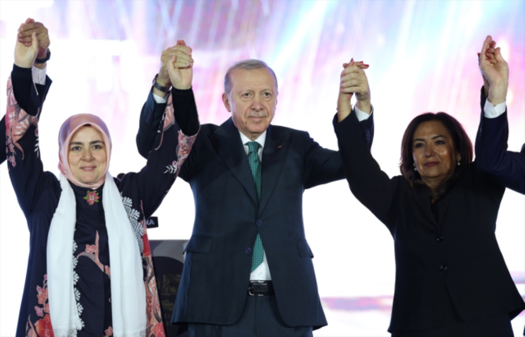 İşte AKP'ye geçen 7 belediye başkanı