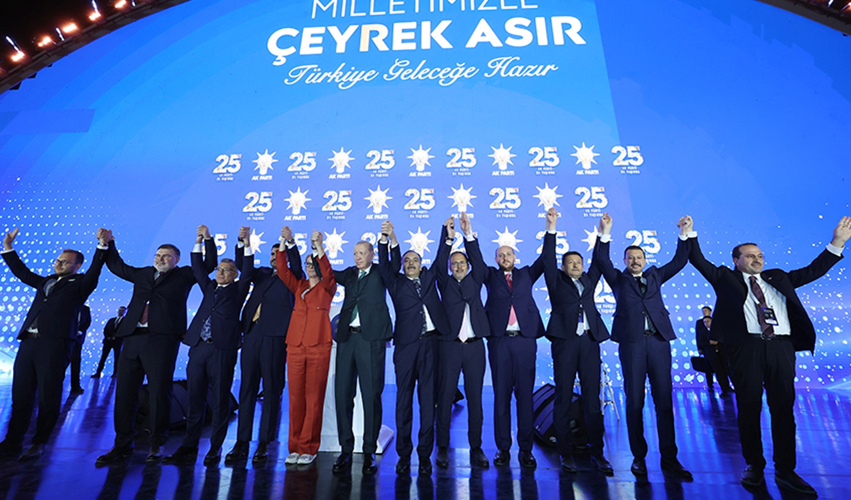 İşte AKP'ye geçen 7 belediye başkanı