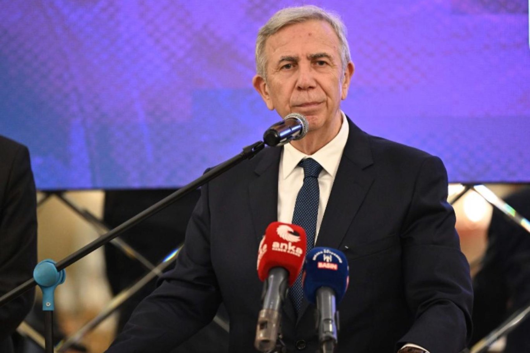 Kulis: Ankara'da 3 ilçe belediye başkanı daha AKP'ye geçecek! Yandaş gazeteci isimleri açıkladı