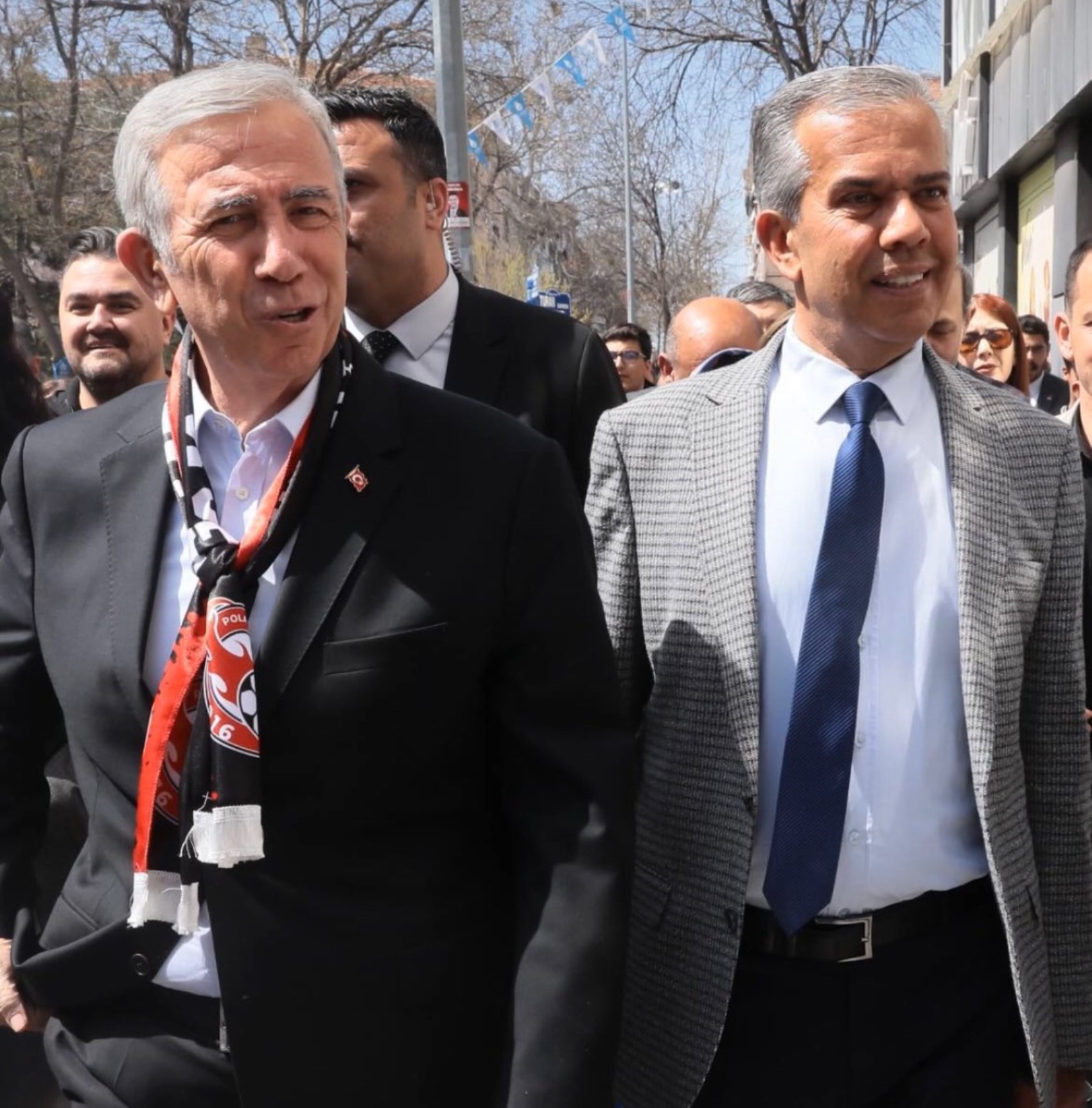 Kulis: Ankara'da 3 ilçe belediye başkanı daha AKP'ye geçecek! Yandaş gazeteci isimleri açıkladı