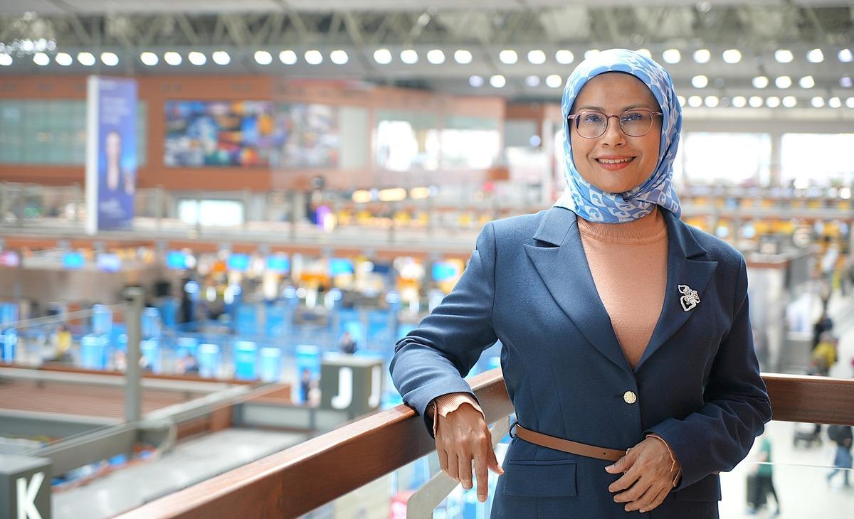 Hanita Ahmad, Sabiha Gökçen Havalimanı terminalinde.