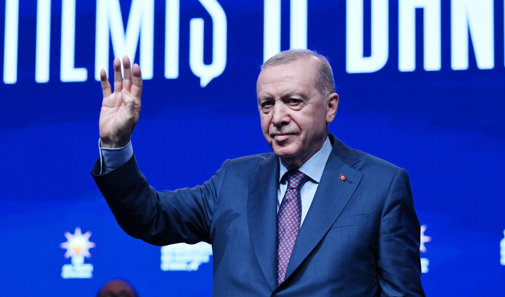 Erdoğan, AKP'ye geçmesi beklenen ismi son anda veto etti! Dikkat çeken Meral Akşener iddiası...