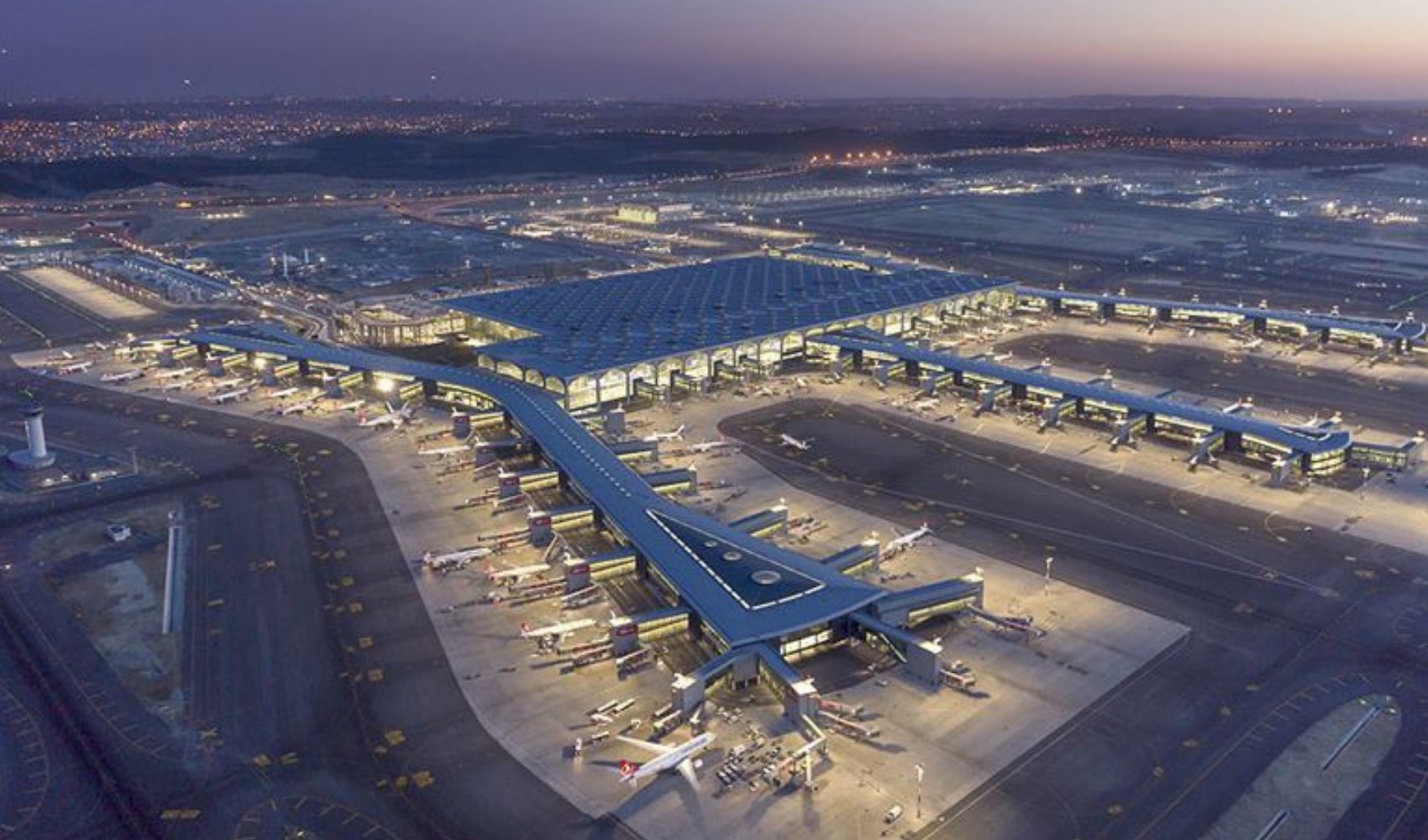 İstanbul Havalimanı’nda günlük uçuş ve yolcu sayısında rekor