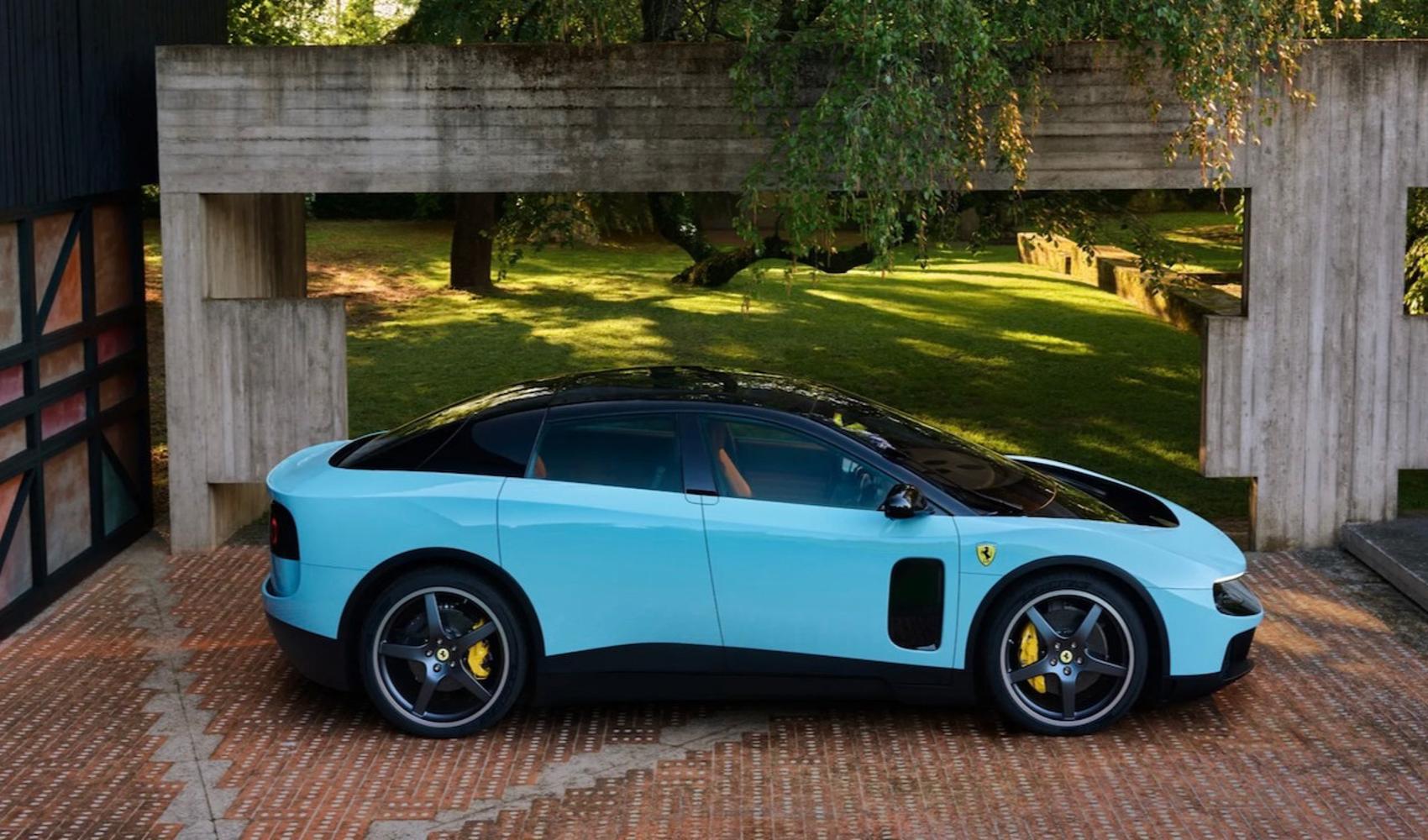 Ferrari’nin ilk elektrikli modeli 40 milyon dolara satıldı