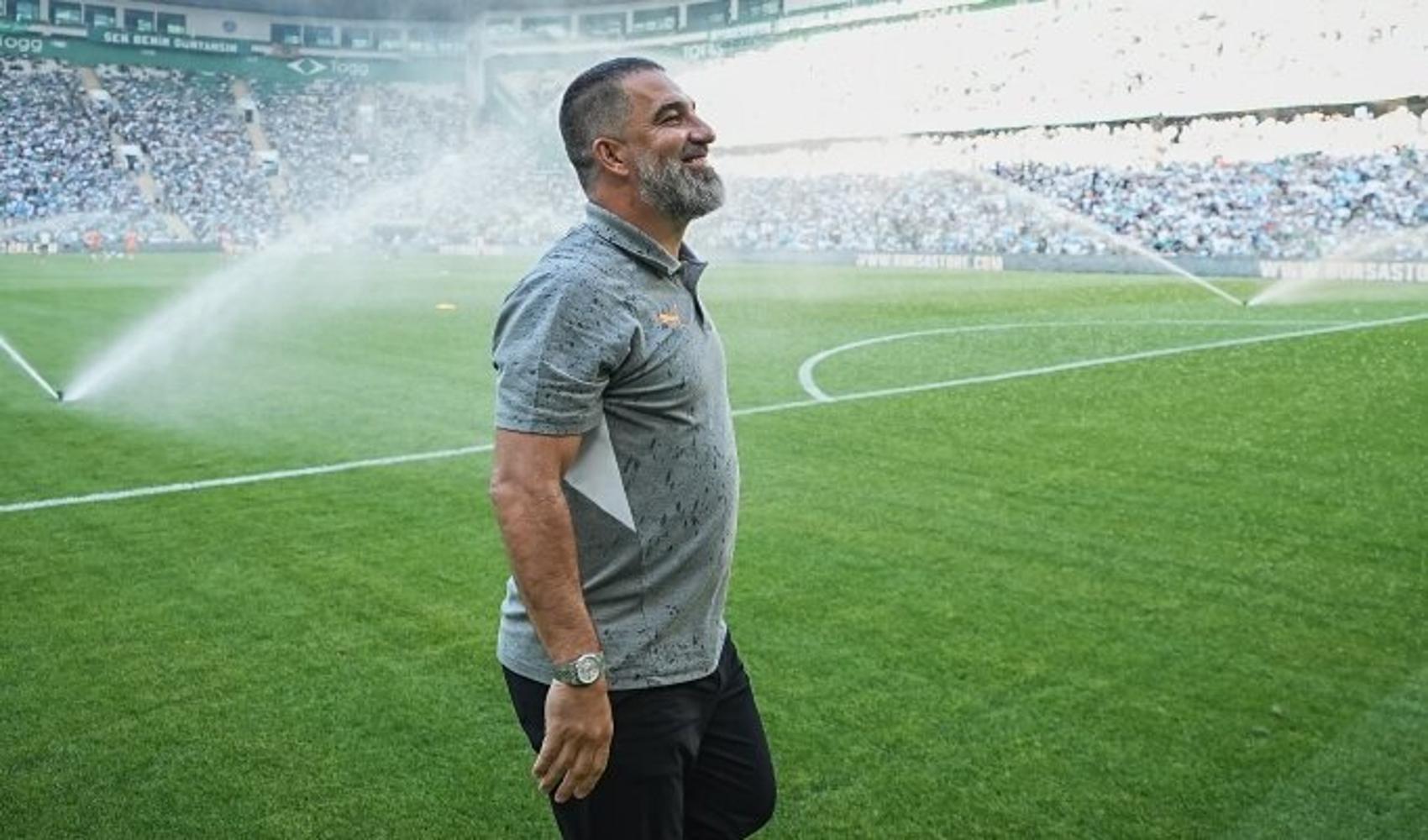 Il presidente dello Shakhtar Donetsk Akhmetov ringrazia Arda Turan e la Turchia per il sostegno