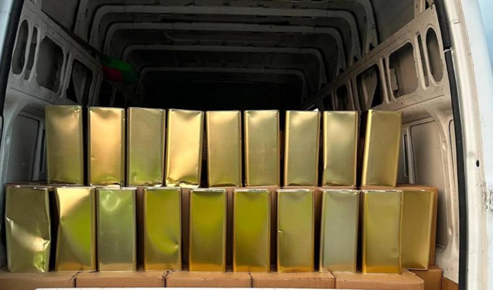 Gişelerde durdurulan kamyonetten 4 bin 780 litre sahte zeytinyağı çıktı