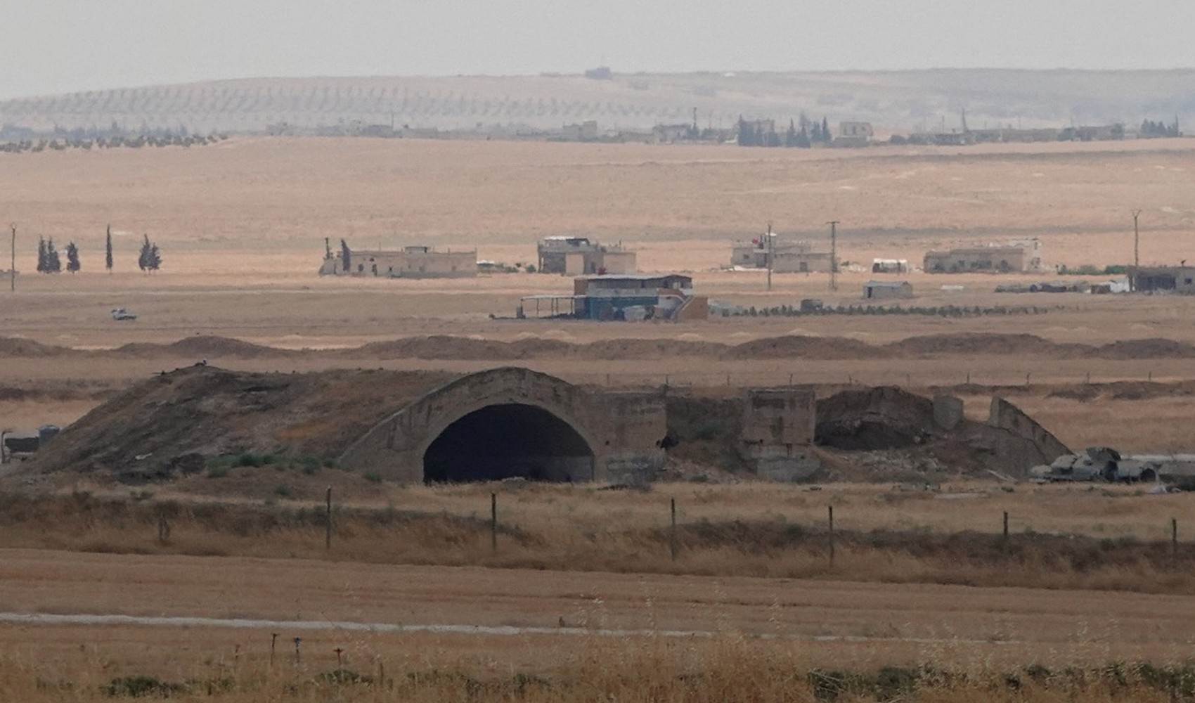 Arap Birliği’nden İsrail’in İdlib’deki Ebu Zuhur Havaalanı’na saldırısına kınama