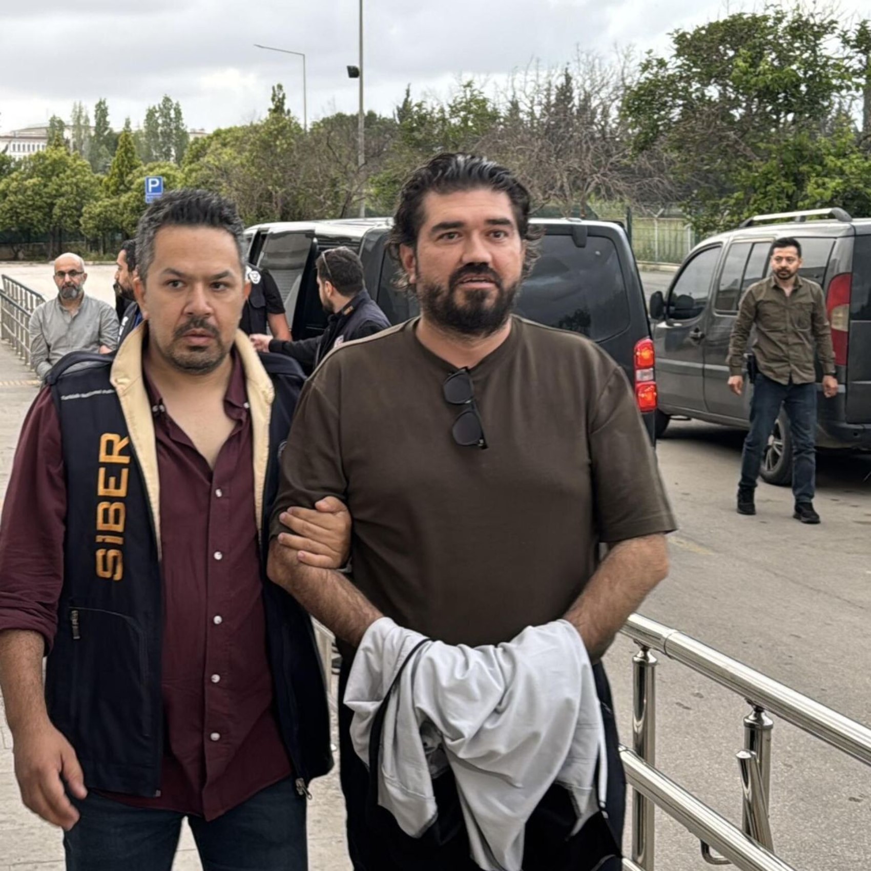 Fatih Altaylı'dan ROK'un tahliyesi sonrası çarpıcı yorum